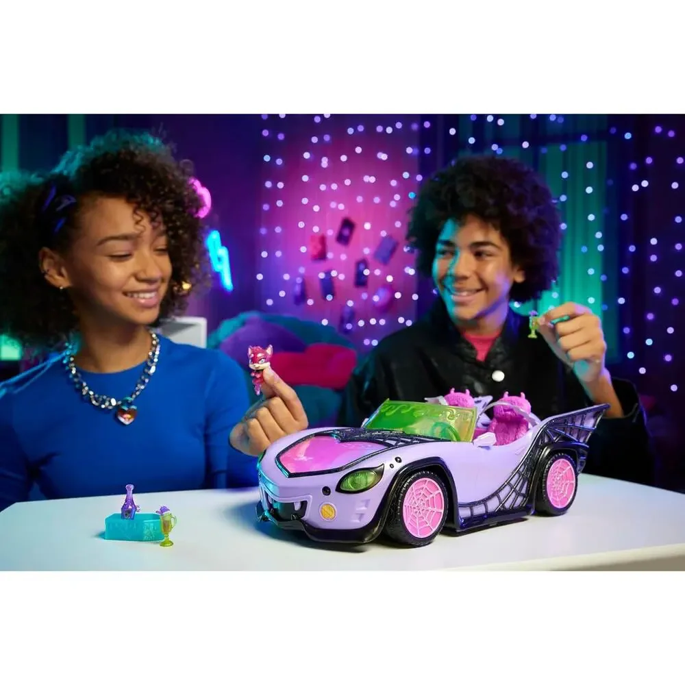 Monster High Toy Car, Ghoul Mobile with Pet and Cooler Accessories NWT